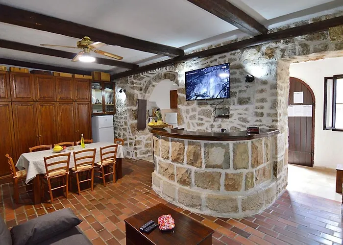 Holiday Home Ivo By Interhome